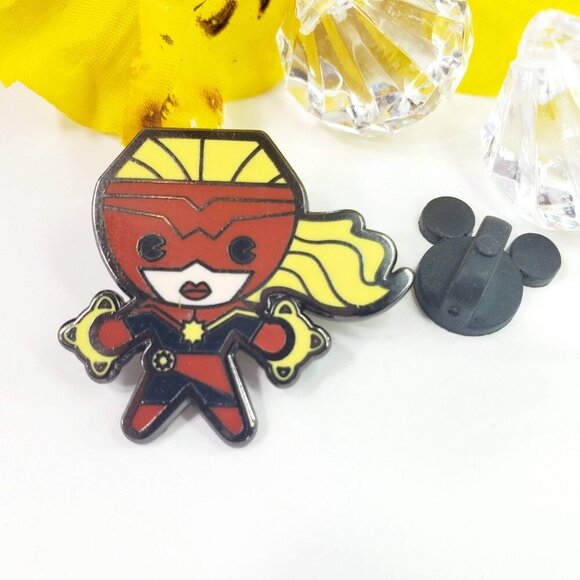 Disney Captain Marvel Trading Pin Avenger Kawaii Art Brooch Lapel Pin Badge Pin - Picture 4 of 6
